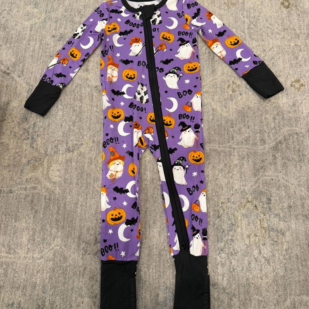 Halloween pajamas